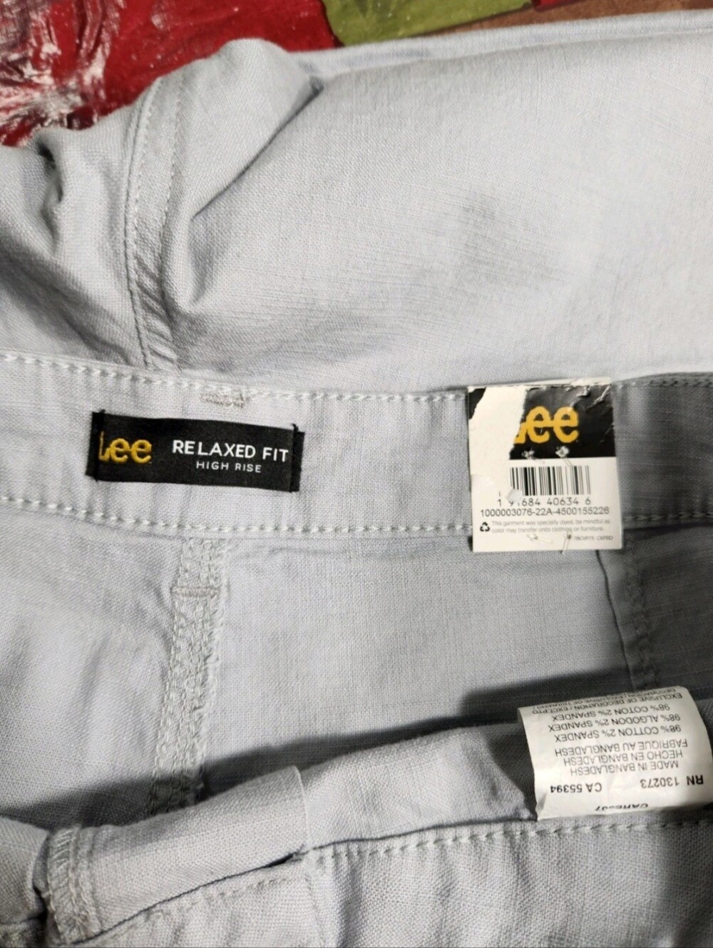 Lee Women’s Size 14 Medium Relaxed Fit High Rise gray Shorts  Stretch NWT 02 - Picture 4 of 6
